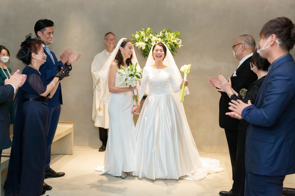 Lgbtq ウエディング 誰かの勇気になれたら ふたりの新婦が挙式に込めた願い Crazy Magazine 株式会社crazy 株式会社クレイジー Crazy Inc Lgbtq ウエディング 誰かの勇気になれたら ふたりの新婦が挙式に込めた願い Crazy Magazine 株式会社crazy 株式会社クレイジー Crazy Inc